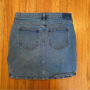 Abercrombie & Fitch Classic Blue Denim Jeans